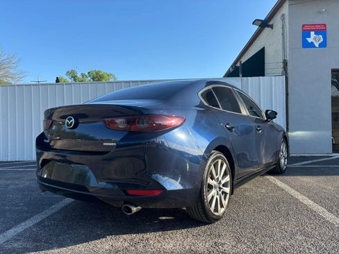 Used 2021 MAZDA MAZDA3 s image 9