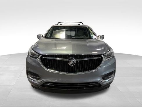 Used 2021 Buick Enclave Essence w/ Sound and Sites Package image 2