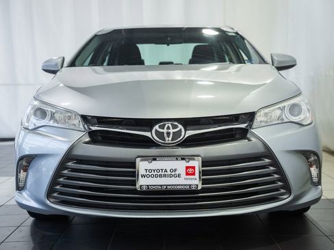 Used 2017 Toyota Camry LE FWD image 2
