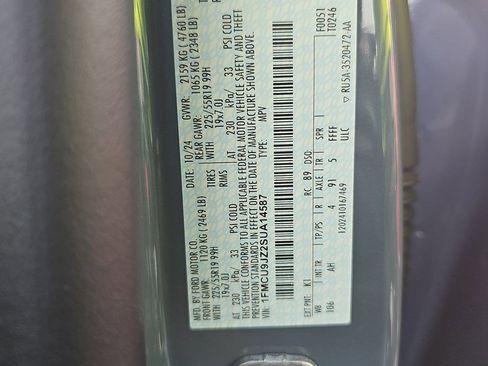 Used 2025 Ford Escape Platinum w/ Premium Technology Package image 20