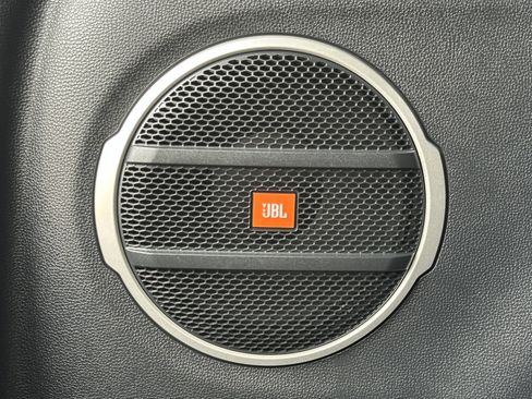 Used 2024 Toyota Corolla Cross XLE w/ Convenience Package image 30