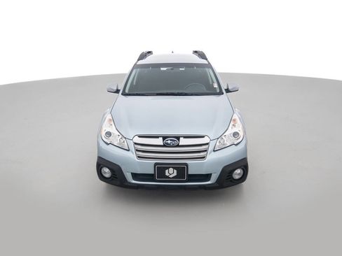 Used 2014 Subaru Outback 2.5i Premium AWD/4WD image 2