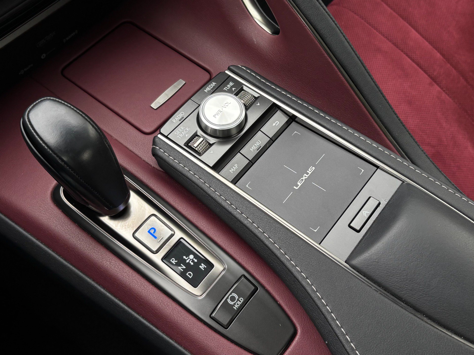 Used 2018 Lexus LC 500 Coupe w/ Sport Package RWD image 27