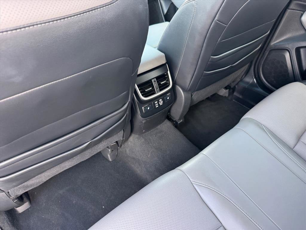 Used 2024 Subaru Outback Limited AWD/4WD image 16