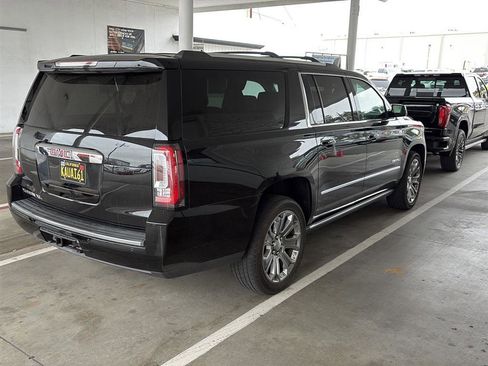 Used 2016 GMC Yukon XL Denali w/ Open Road Package image 5