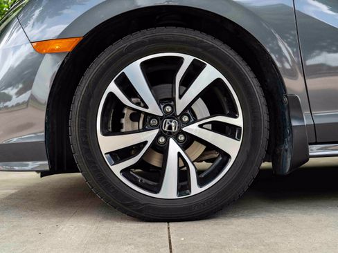 Used 2019 Honda Odyssey Elite image 14