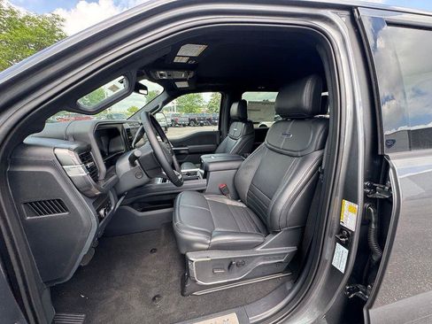 New 2026 Ford F250 Platinum w/ Tremor Off-Road Package AWD/4WD image 13