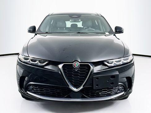 Used 2024 Alfa Romeo Tonale Ti AWD/4WD image 2
