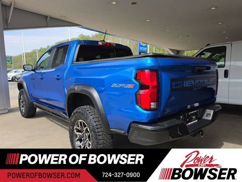 Certified 2024 Chevrolet Colorado ZR2 w/ LPO, Tailgate Decal Package AWD/4WD image 4