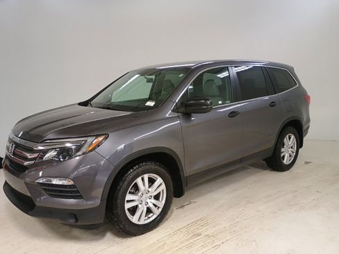 Used 2018 Honda Pilot LX image 7