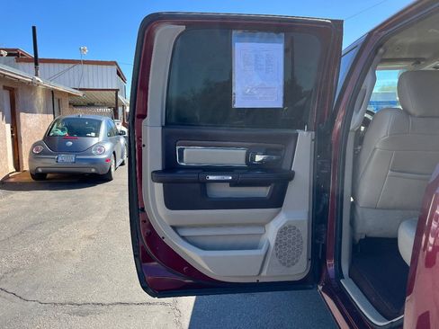 Used 2017 RAM 1500 Laramie w/ Convenience Group image 14