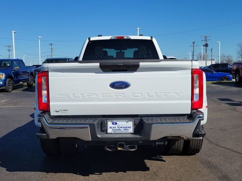 Certified 2025 Ford F350 XLT image 5