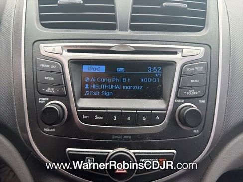 Used 2016 Hyundai Accent SE image 6