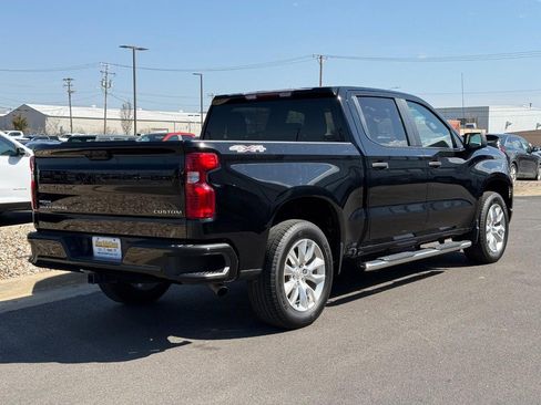 Certified 2023 Chevrolet Silverado 1500 Custom image 3