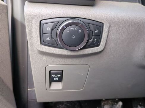 Certified 2019 Ford F150 XLT w/ Trailer Tow Package image 14