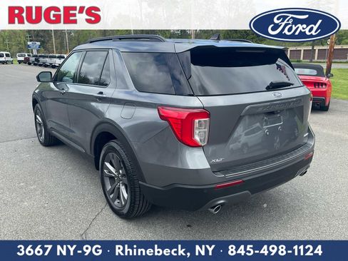 Used 2021 Ford Explorer XLT w/ Equipment Group 202A AWD/4WD image 6