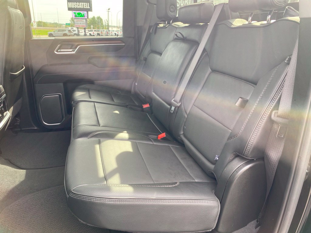 Used 2024 GMC Sierra 3500 Denali w/ Denali Reserve Package AWD/4WD image 26