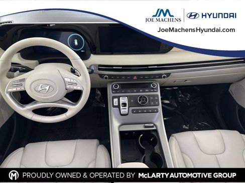 Certified 2025 Hyundai Palisade Limited image 34