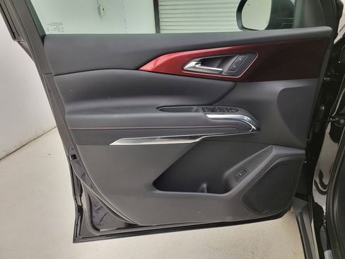 New 2026 Chevrolet Traverse Z71 w/ Driver Confidence Package image 28