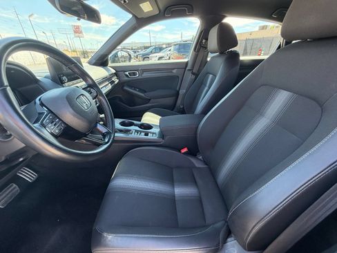 Used 2025 Honda Civic Sport image 21