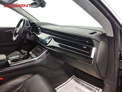 Used 2019 Audi Q8 Prestige image 39