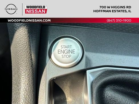 Used 2023 Volkswagen Tiguan SE w/ Panoramic Sunroof Package FWD image 35