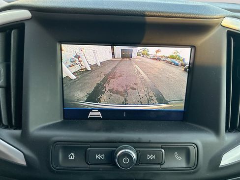 Used 2020 GMC Terrain SLE w/ Driver Convenience Package AWD/4WD image 18