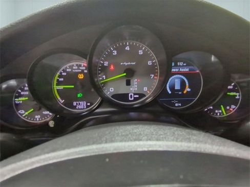 Used 2014 Porsche Panamera S image 11