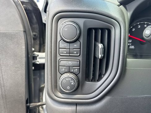 Used 2024 Chevrolet Silverado 1500 Custom Trail Boss w/ Turbomax Blackout Package AWD/4WD image 27