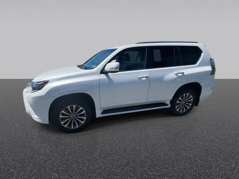 Used 2022 Lexus GX 460 Luxury w/ Accessory Package AWD/4WD image 5