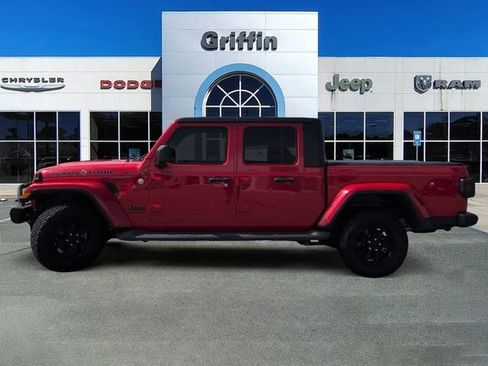 Used 2021 Jeep Gladiator Sport AWD/4WD image 10