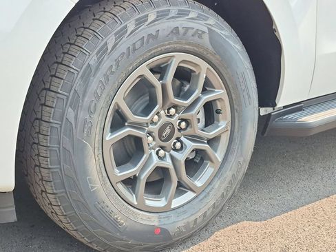 New 2027 Ford Expedition Active AWD/4WD image 23