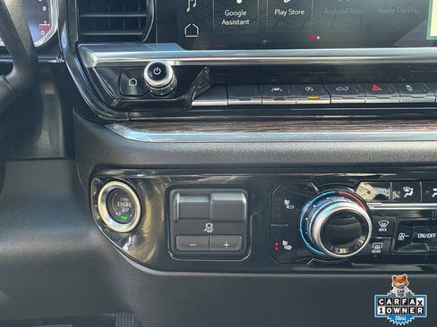 Used 2025 GMC Sierra 1500 Elevation image 17