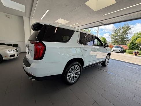 Used 2024 GMC Yukon Denali w/ Denali Reserve Package AWD/4WD image 12