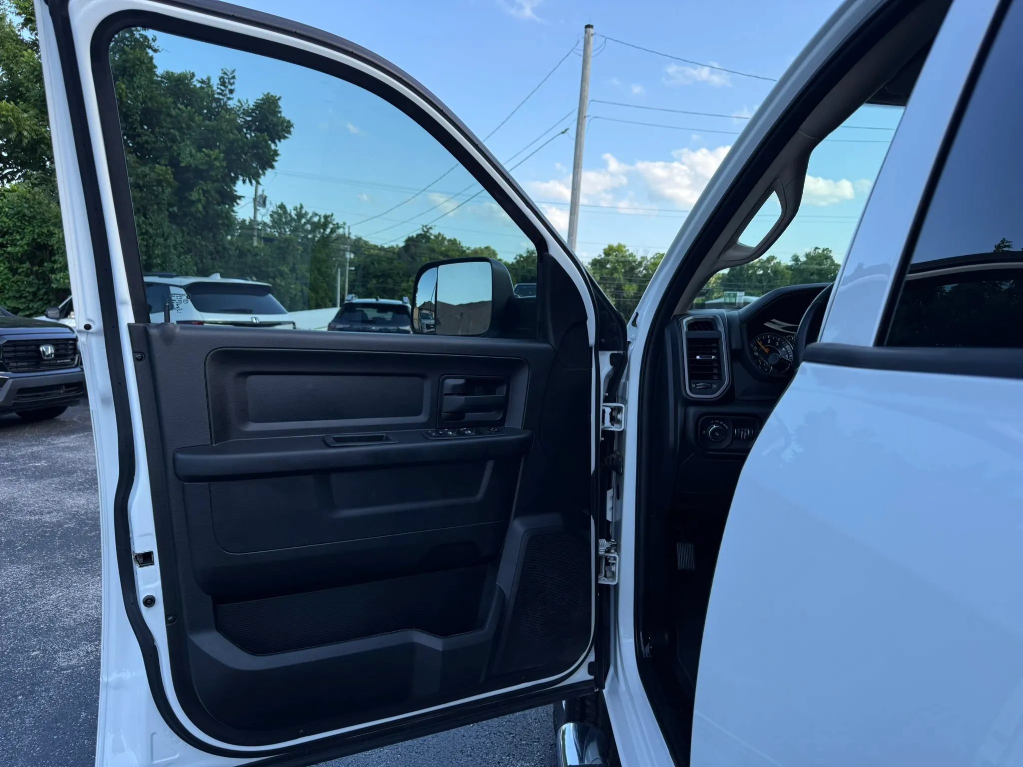 Used 2020 RAM 2500 Tradesman AWD/4WD image 10