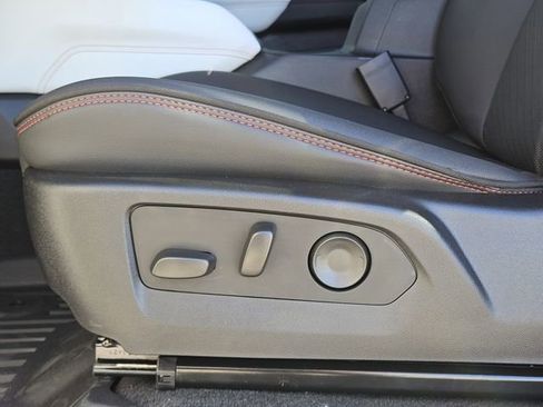 New 2026 GMC Canyon AT4X image 18