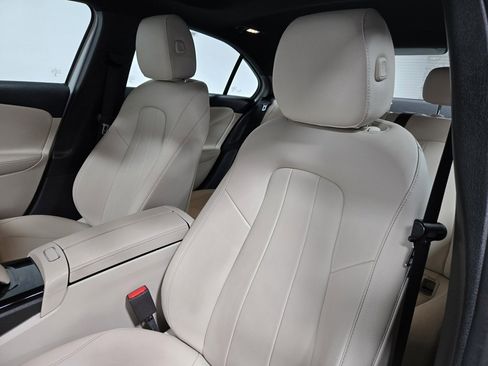 Used 2020 Mercedes-Benz A 220 A 220 image 12