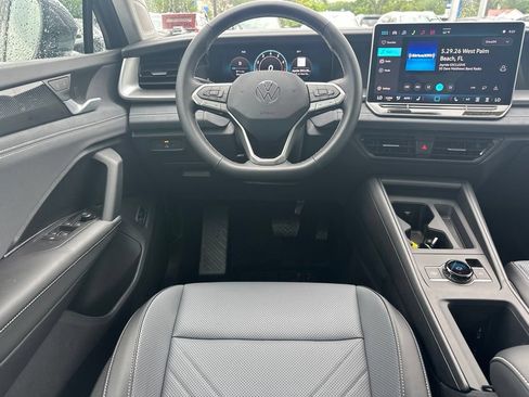 New 2026 Volkswagen Tiguan SE AWD/4WD image 13