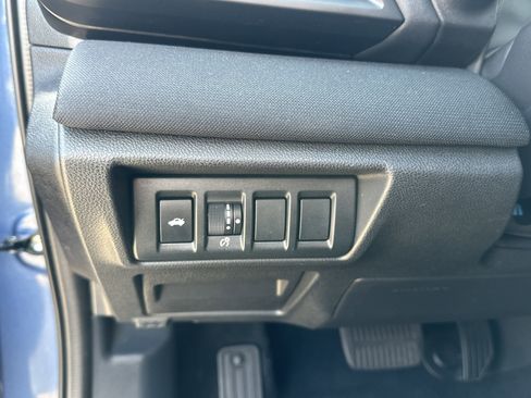 Used 2022 Subaru Legacy Premium image 30