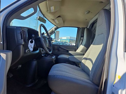 New 2024 Chevrolet Express 3500 w/ Power Convenience Package image 9