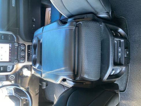 Used 2022 RAM 1500 Laramie AWD/4WD image 23
