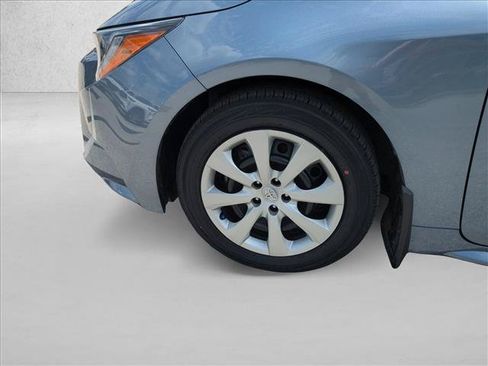 Certified 2025 Toyota Corolla LE FWD image 22