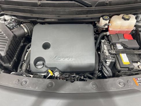 Used 2024 Buick Enclave Essence w/ Technology Package FWD image 27