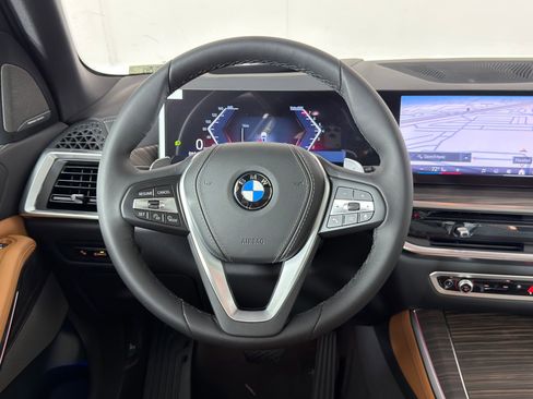 Used 2026 BMW X5 sDrive40i w/ Premium Package RWD image 14