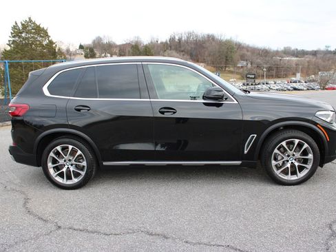 Used 2019 BMW X5 xDrive40i w/ Premium Package 2 image 10
