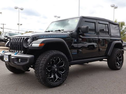 Used 2022 Jeep Wrangler Unlimited Rubicon 4xe w/ Cold Weather Group image 9
