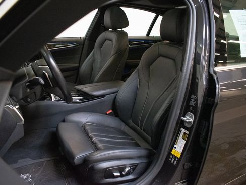 Used 2020 BMW 540i xDrive w/ Premium Package image 20