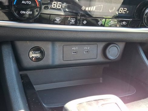 Used 2024 Nissan Rogue SV image 23