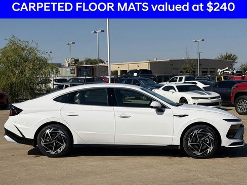 New 2026 Hyundai Sonata SEL image 3