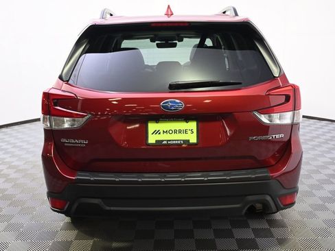 Used 2021 Subaru Forester Premium image 5